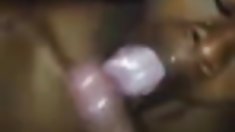 ლამაზი თეთრი კახპა უხეში შავი