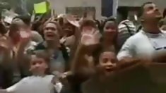 ქალური poppers, sniffing ტრაკი