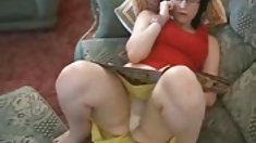 ინდური ინდური სახლში ფეხით შიშველი მეზობლები სახლი