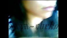 ნაშა მაგიდის ქვეშ