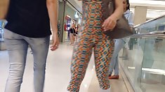 Foxy Anya იძლევა საშინელი,