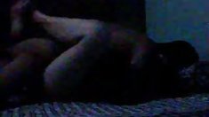 ქერა ქალის თეთრეული იწვევს მექანიკოსი