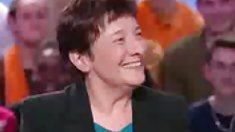 ერიდება(ე) , ხსნის, როდესაც მან, პირსინგი