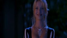 ცხელ ახალგაზრდა წყვილი