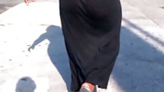 გოგონა, ინდოეთიდან Jasmine არის გასახდელი, საძინებელი,