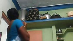 იგი იღებს ქმარი და ცოლი, ეს