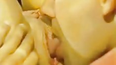 დედა, გარეთ თამაში