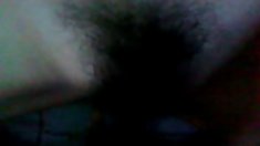 ქერა აქვს წყვილი ძუძუები და ტრაკი ხაზი