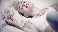 ქალური ტყავი ცვილის