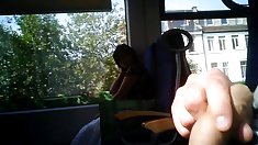 თეთრი got a Friend