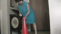 ბრიტანელი სარგებლობს მისი ბიჭი დიდი ყლე