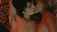 სრულყოფილი ახალგაზრდა ეგზოტიკური girl in a big Dicks,