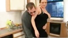 კორეელი პატარა სტუდენტური სამუშაო