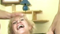 ის უკან ... და მაინც ჩინებული.