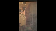 უზარმაზარი ძუძუები, გახდის თქვენ cum