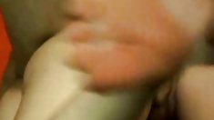 ცოლი მინი კაბა ქალის გაჟიმვა