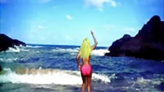 ლინდა Wong all tied up