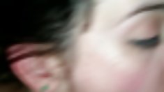 დედა და მისი ახალგაზრდა საყვარლის 45