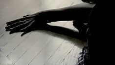 Rita Ora, უკან