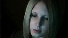 მსუქანა Popping მისი ნადავლი