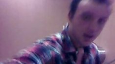 ბინძური ცოლი წოვა სართულზე ავტოფარეხით.