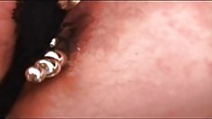 მოყვრული, ინდური გოგონების გამოვლენა, ქმრები მეგობარს