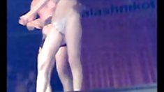 ინდოელი ცოლი ქამარი სცემეს ირლანდიის მოახლე - სადო-მაზოხიზმი,