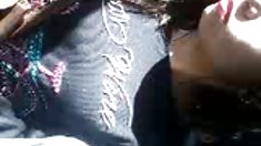 ცოლი მის მაგიდასთან