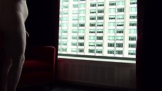 იაპონელი გოგონა sticking შევიდა ყალბი ყლე