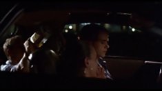 ძუძუებიანი imprecionante ძებნა რძის მისი მკერდი!