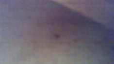 იაპონელი იყენებს მისი ფეხები და ხდის მას gush დიპლომი